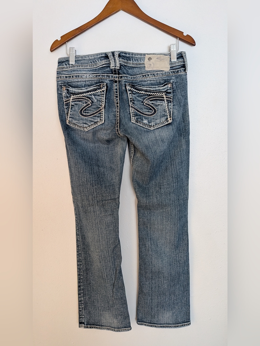 Silver Jeans - Picture 2 of 4